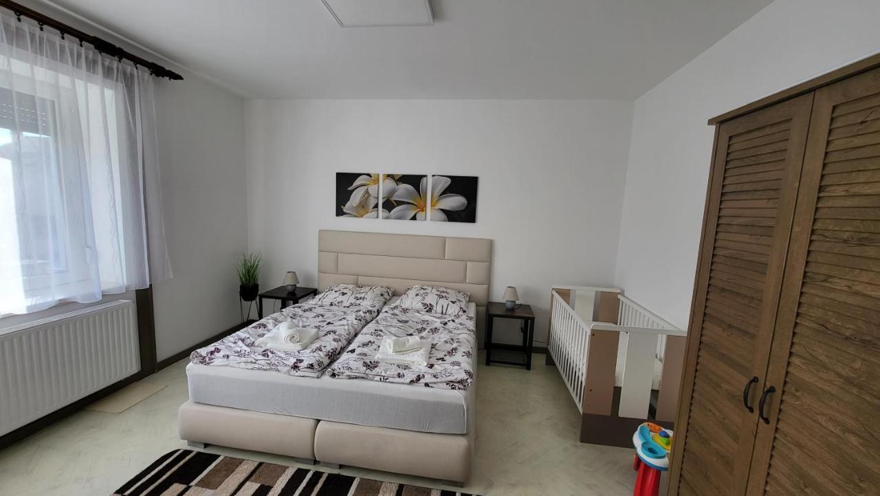 Relax Apartments Sarvar A1 외부 사진